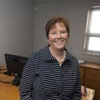 Kathi Crowe MSW '83 New Executive Director of Waterbury Youth Services