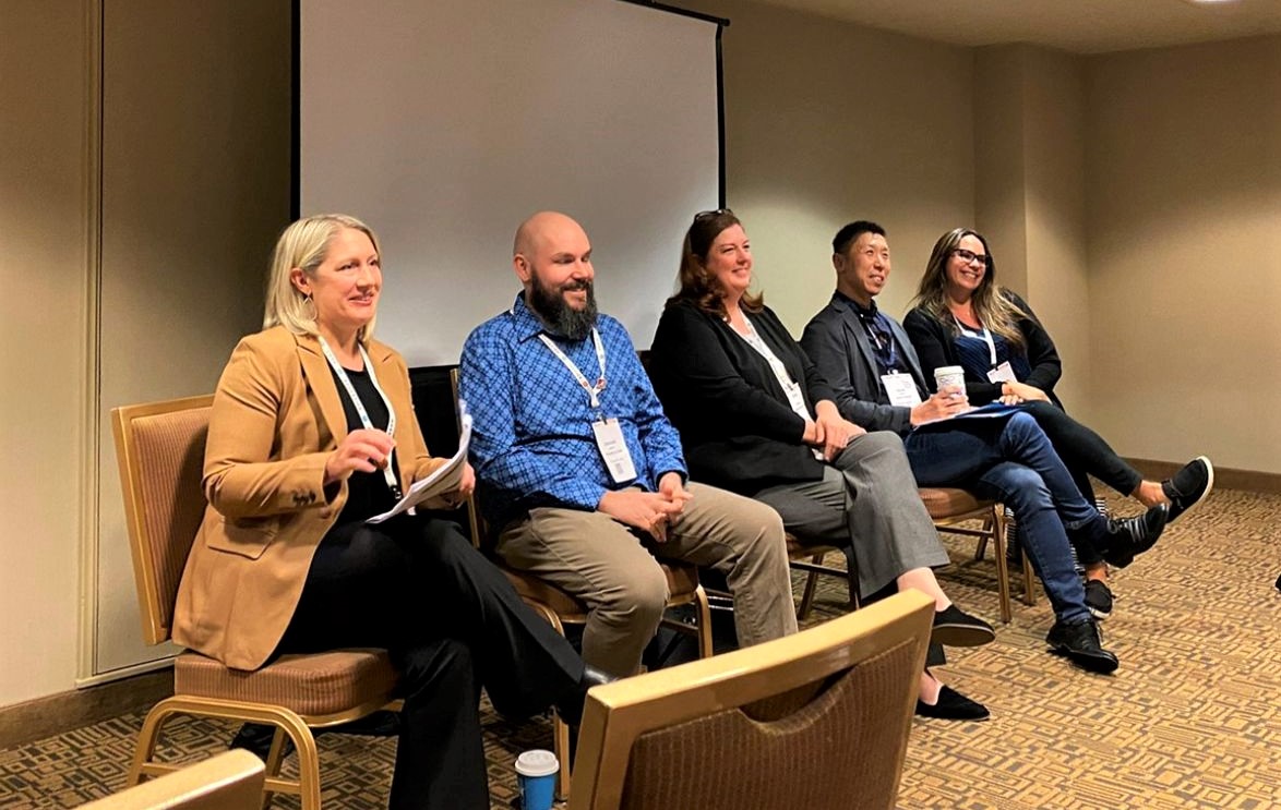 SSW faculty and colleagues at CSWE conference